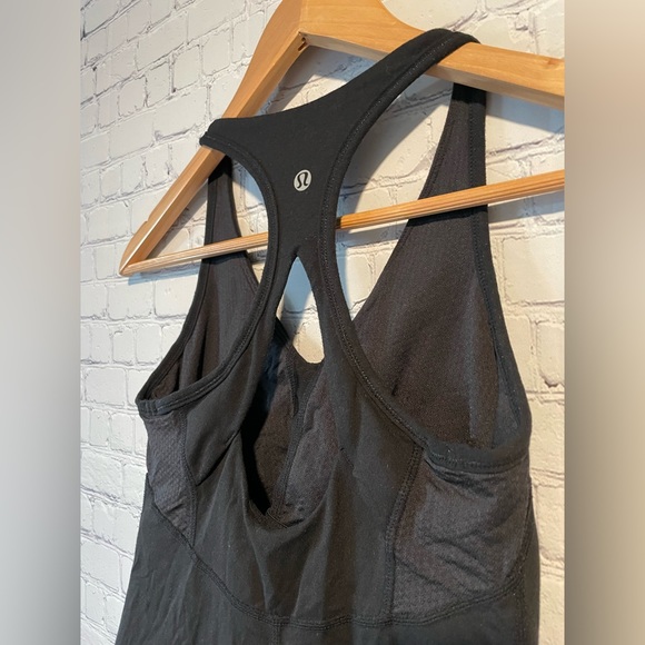Lululemon Tank with Built in Adjustable Bra - Picture 6 of 15
